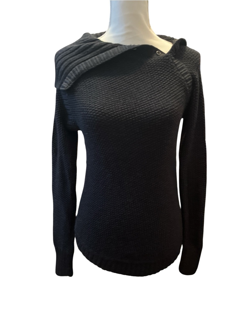 Authentic Lululemon Womens Navy Blue Snap Collar Wool Knit